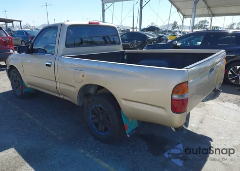 2001 Toyota Tacoma z USA, uszkodzony, nr VIN 5TENL42N41Z774699